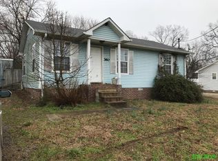360 Hugh Hunter Rd, Oak Grove, KY 42262