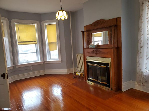 1057 Gillespie St #2