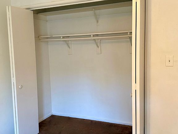 3rd image of 515 S Grevillea Ave APT 4