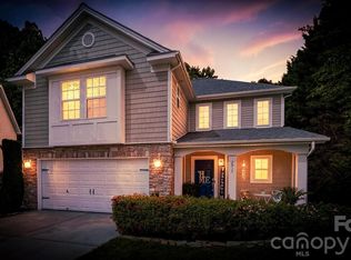 2911 Glazer Valley Ct, Charlotte, NC 28214