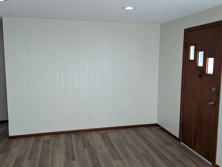 2136 NW Jetty Ave — Photo 23
