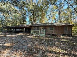 19 McRae Rd, Natchez, MS 39120