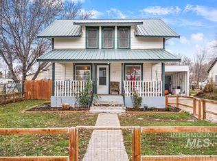 313 4th St, Wilder, ID 83676