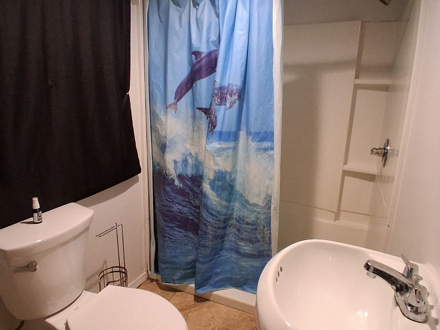 Studio, $1,000 — Photo 3