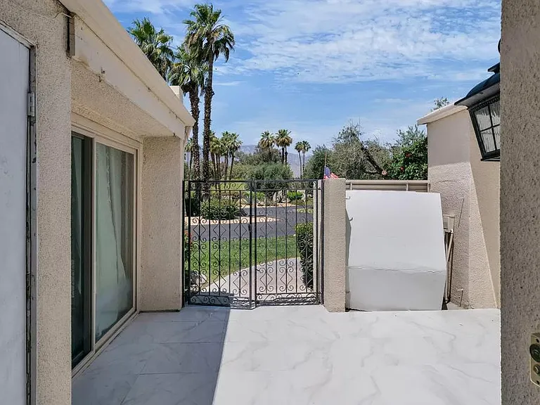 34840 Mission Hills Dr — Photo 26