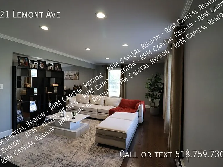 121 Lemont Ave — Photo 4