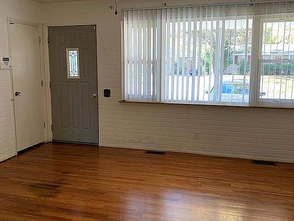 3rd image of 1540 Vesper Dr