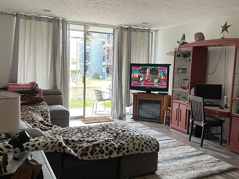 12500 Melville Dr #124C — Photo 5