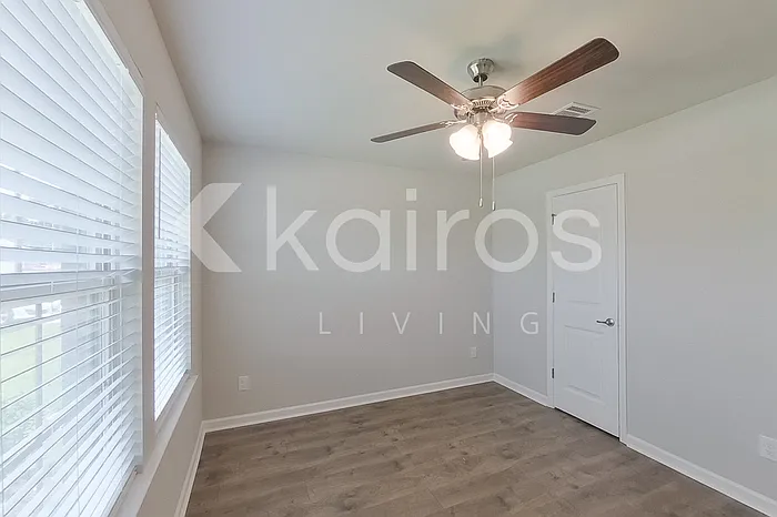 109 Santiago Ct — Photo 9