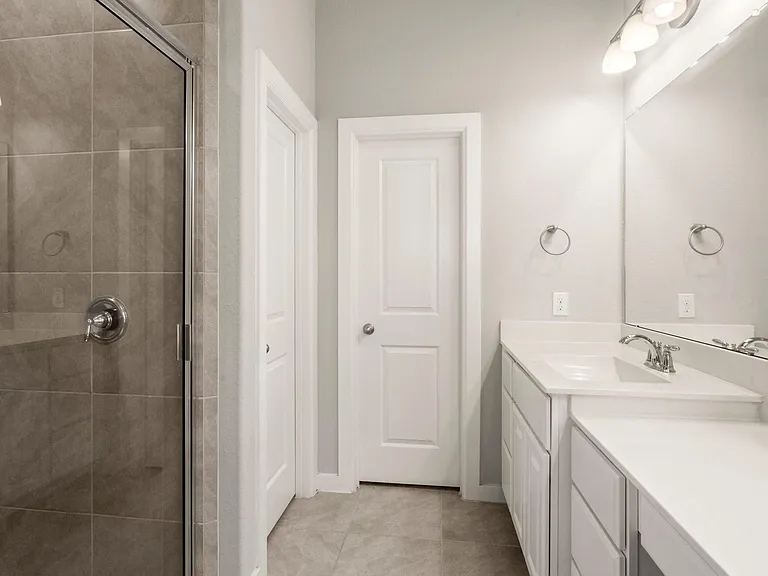 150 Mayfield Dr — Photo 17