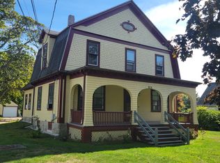 818 Hathaway Rd #1, New Bedford, MA 02740