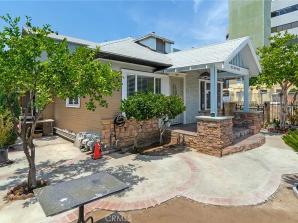 1417 N Kenmore Ave, Los Angeles, CA 90027