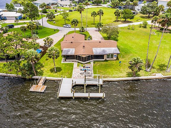 2nd image of 12014 W Bayshore Dr