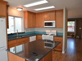 4226 N Gantenbein Ave, Portland, OR 97217