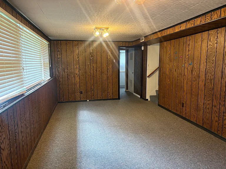 1228 Country Club Rd — Photo 5