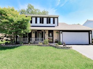 144 Red Cedar Dr, Streamwood, IL 60107