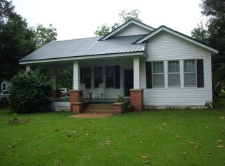 735 S Main St, Marksville, LA 71351