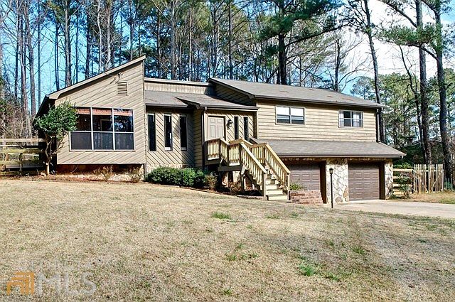 1st image of 587 Rivercrest Dr
