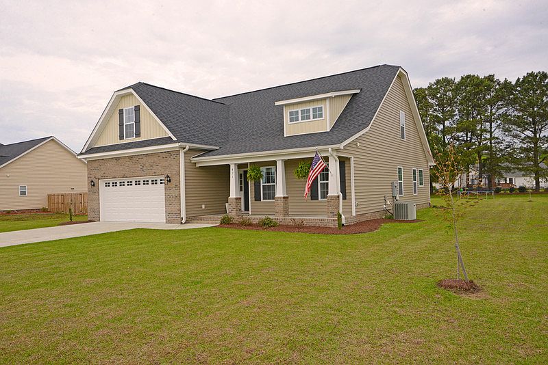 1st image of 421 Southland Dr