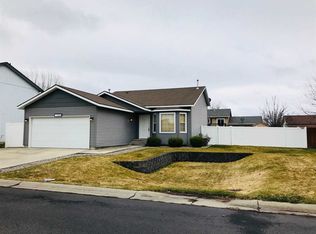 19224 E Flat Rock River Ln, Greenacres, WA 99016