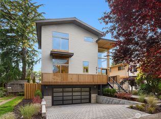 4615 2nd Ave NE, Seattle, WA
