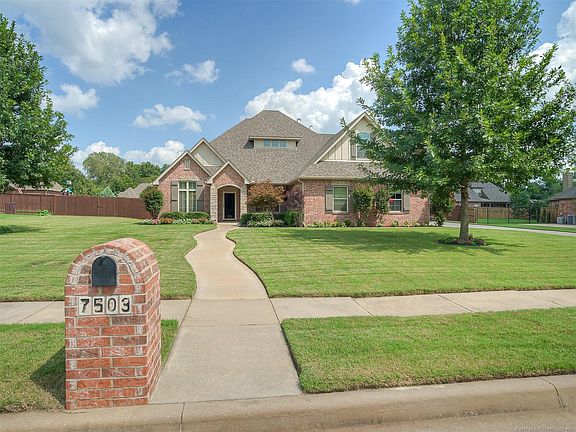 2nd image of 7503 S Sycamore Pl