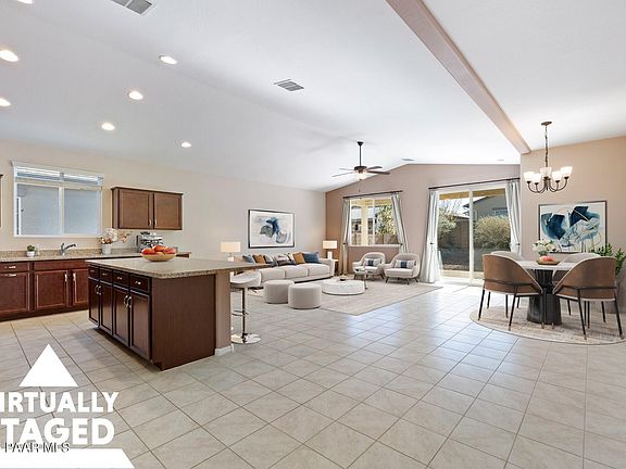 2nd image of 1365 Starling St