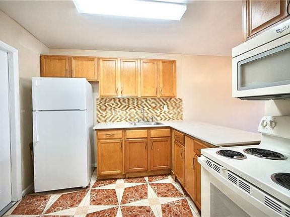 3rd image of 15205 6th Ave #D111