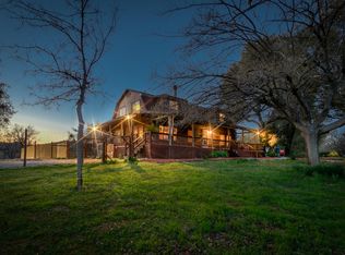 13706 Four Oaks Ct, Redding, CA 96003