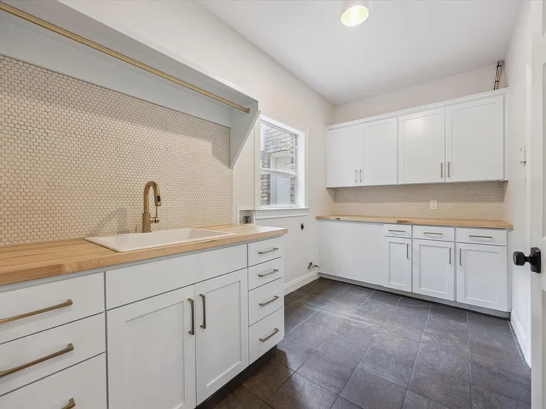 5908 Down Valley Ct — Photo 17