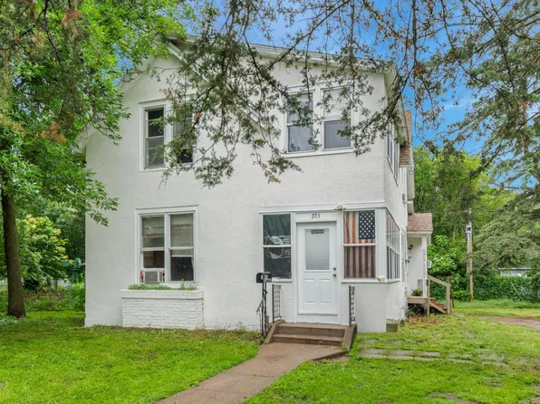 205 1st Ave SE, Pine City, MN 55063