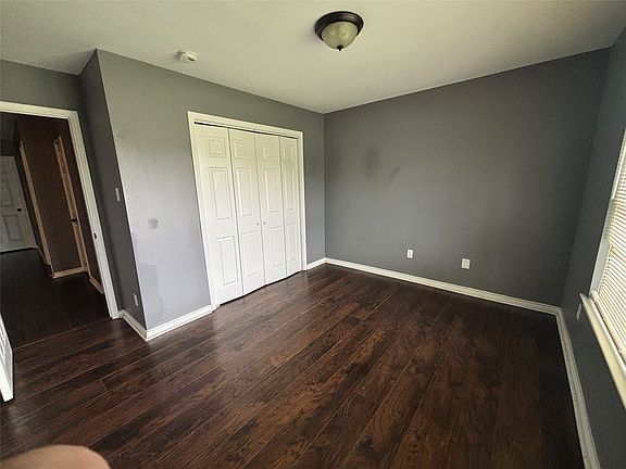5th image of 619 Allencrest Dr