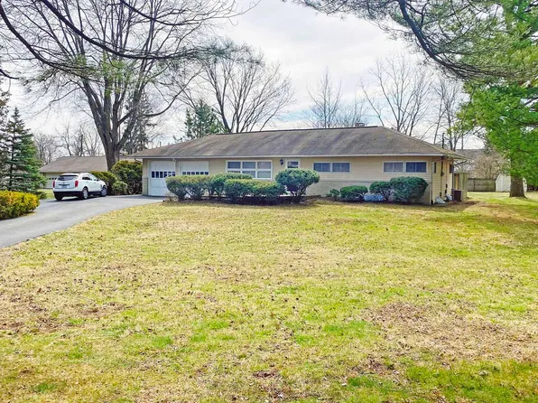1177 Francisco Rd, Columbus, OH 43220