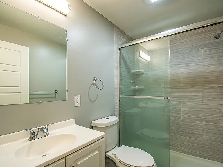 710710 Leland Ave #2N — Photo 18