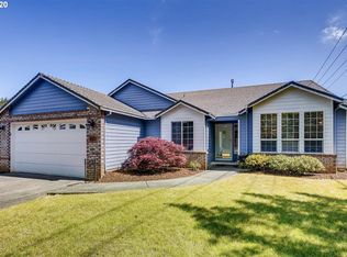 127 SW 37th Ter, Gresham, OR 97080