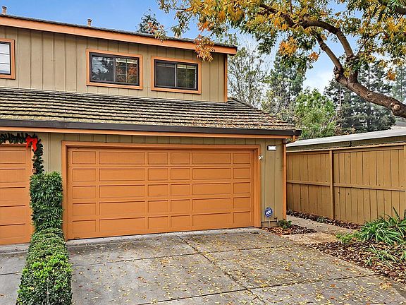 2nd image of 2098 Wente Way