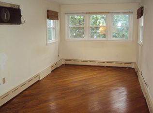 32 Forbus St, Poughkeepsie, NY 12601