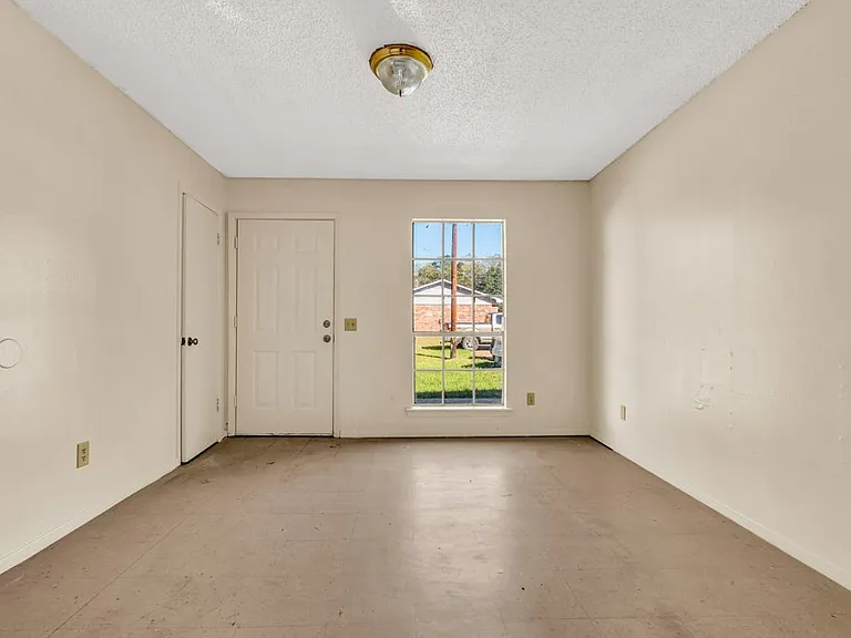 95 Cottrell St #8 — Photo 9