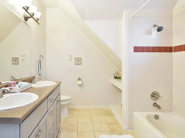 Sahuaro Point Villas — Photo 30