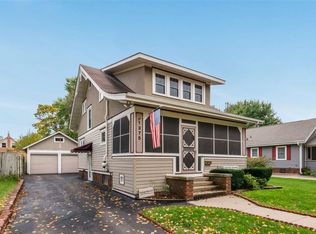 1375 10th St, Marion, IA 52302