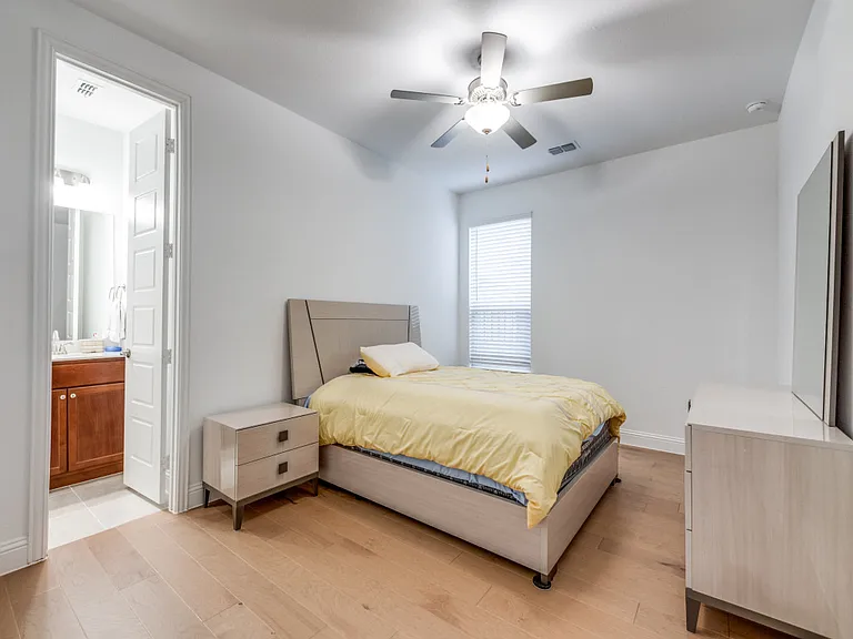 1701 Rain Lily St — Photo 15