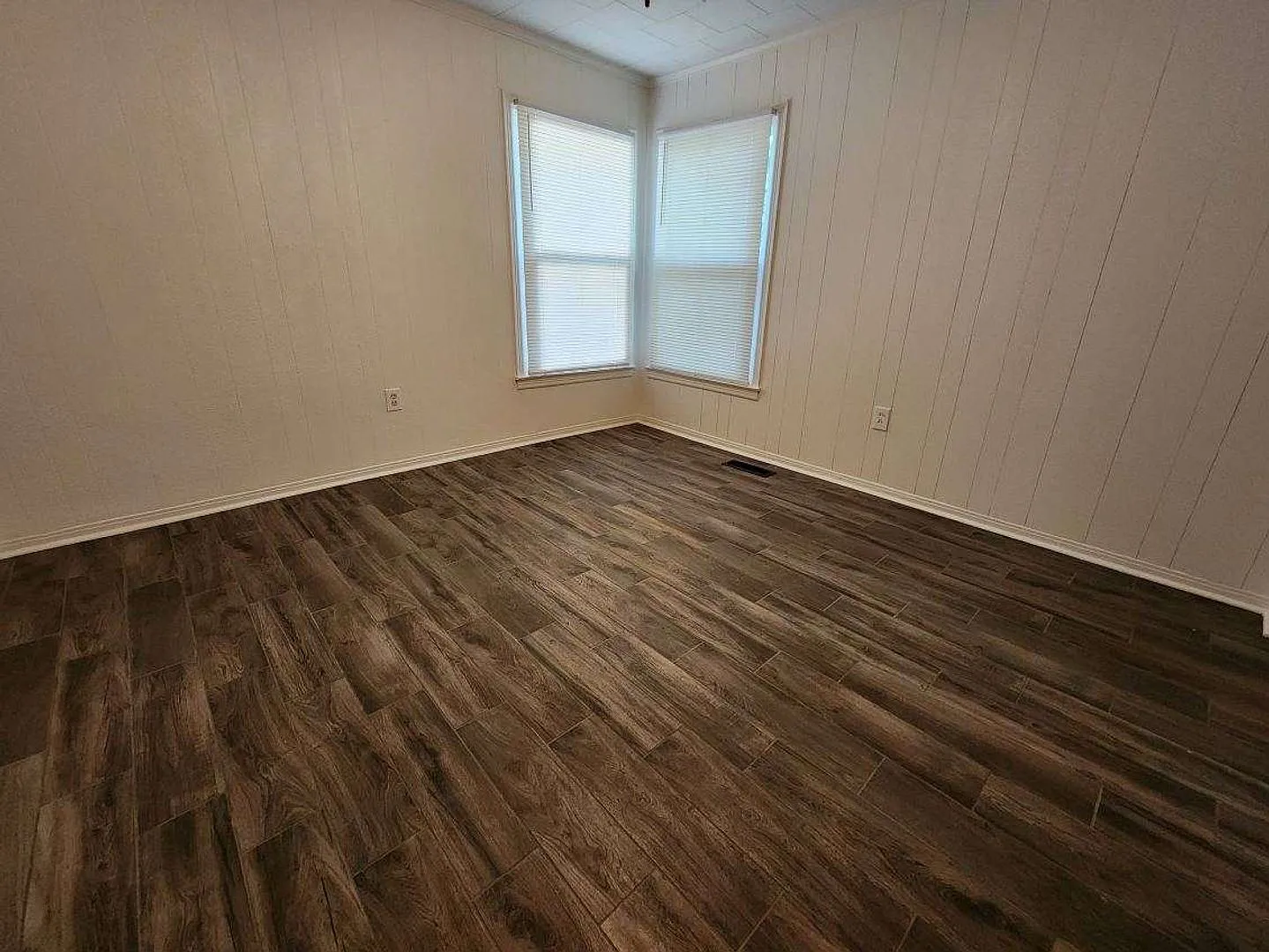 8612 Westwood Avenue — Photo 3