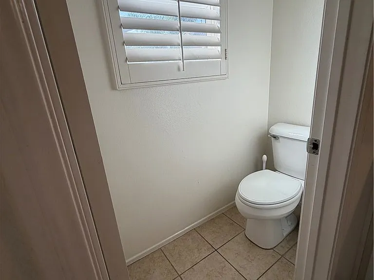 65 Danbury Ln — Photo 10