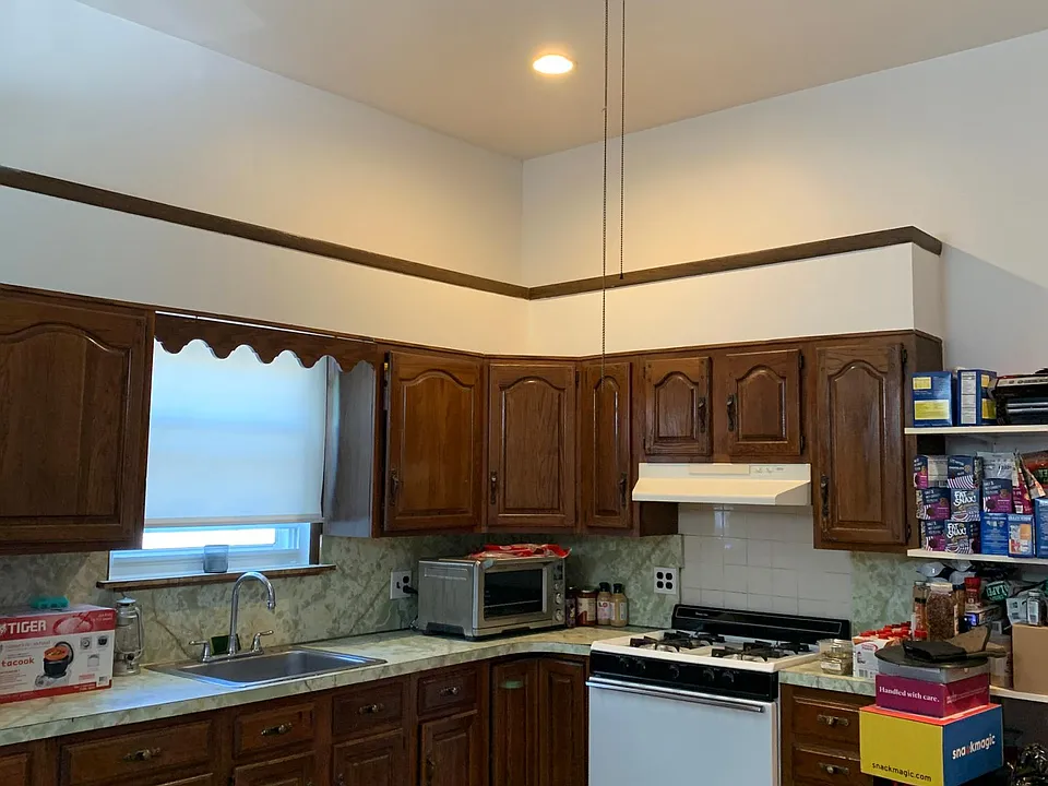 Ceiling fan; Stainless steel sink. Lots of counter space! Range hood vent to remove cooking odors