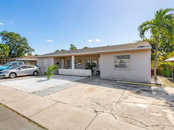 43 SW 10th St, Dania, FL 33004