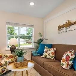 2212 Mindanao Dr — Photo 9