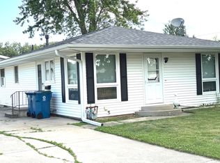 312 Water St, Earlville, IL 60518