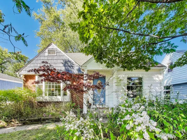 230 Burton St, Grayslake, IL 60030