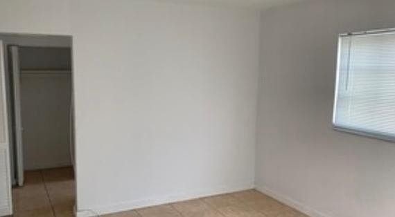 1st image of 15205 NE 6th Ave #102
