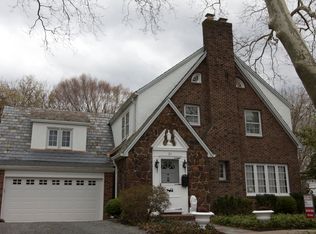 21 Elm Pl, Milltown, NJ 08850